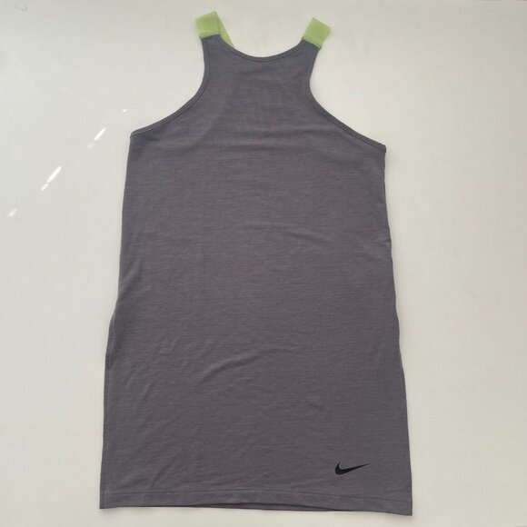 Bundle of 5 Nike Tops - Picture 2 of 16